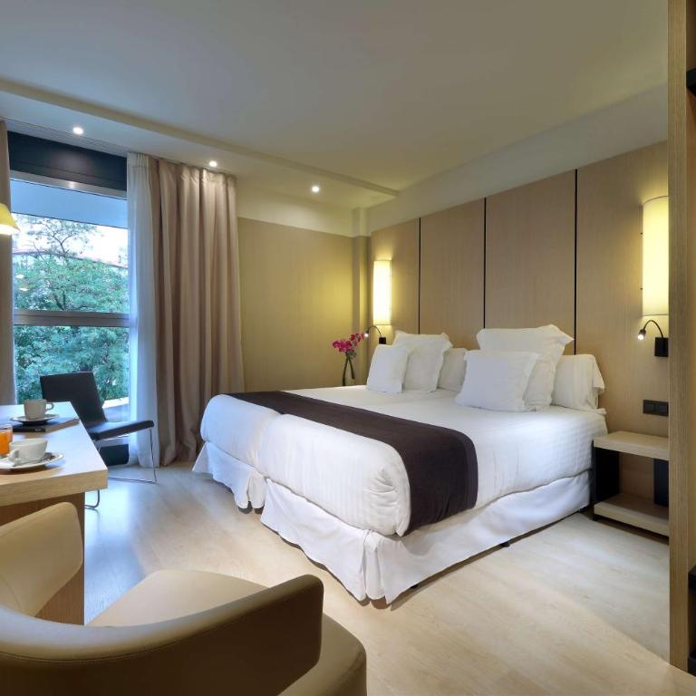 Occidental Bilbao - Superior Double Room - 3