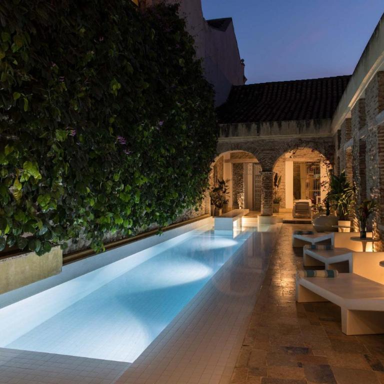 NOK Luxury Colonial Villa 6BR with Pool Staff & Breakfast at Getsemani - Villa - 3