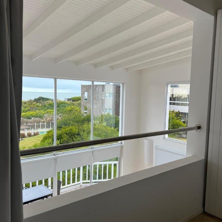Casa con vista al mar sobre médano - Three-Bedroom House - 4