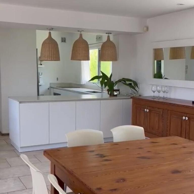 Casa con vista al mar sobre médano - Three-Bedroom House - 7