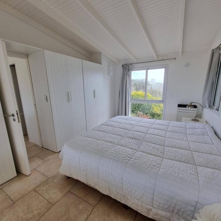 Casa con vista al mar sobre médano - Three-Bedroom House - 13