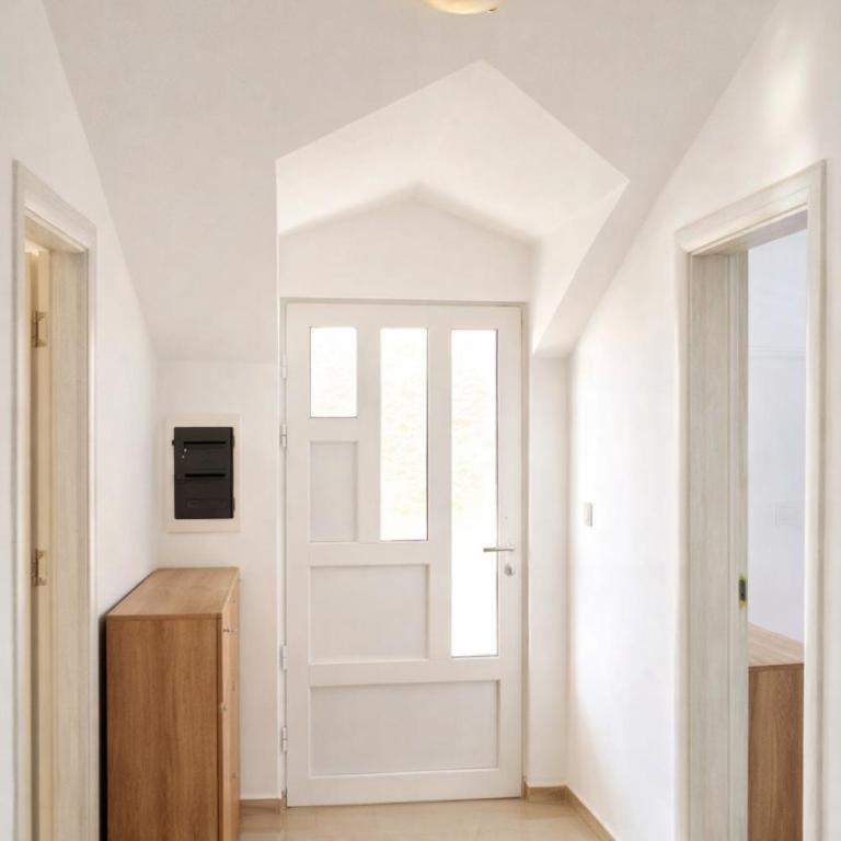 Viktor - Two-Bedroom Apartment - 10