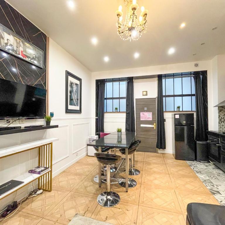 Urban Flat 55 - ATELIER MARILYN MONROE - Appartement - 6