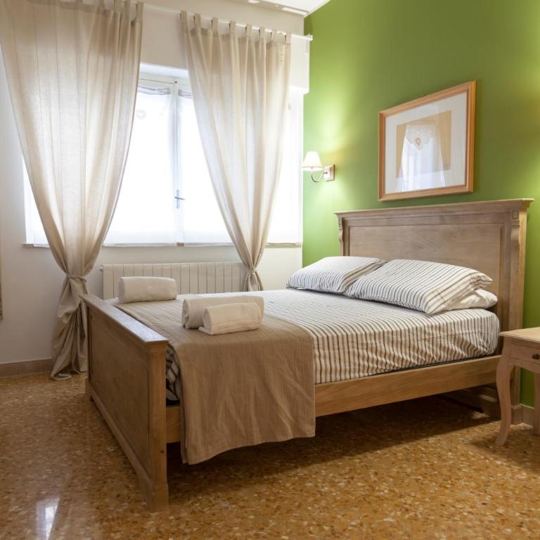 Piazza Marina - Deluxe Double Room - 21