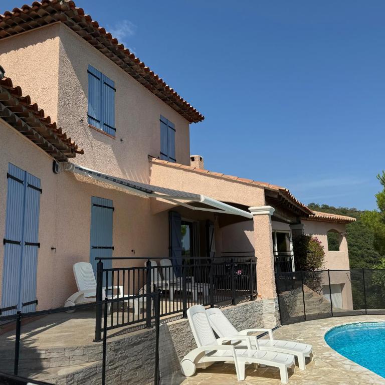 Villa Yasmine Cavalaire - Villa con vistas al mar - 16