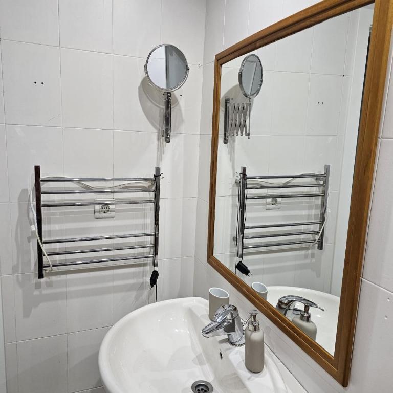 Solo or Couple , Solo o Pareja - Habitación Doble Deluxe con balcón - 18