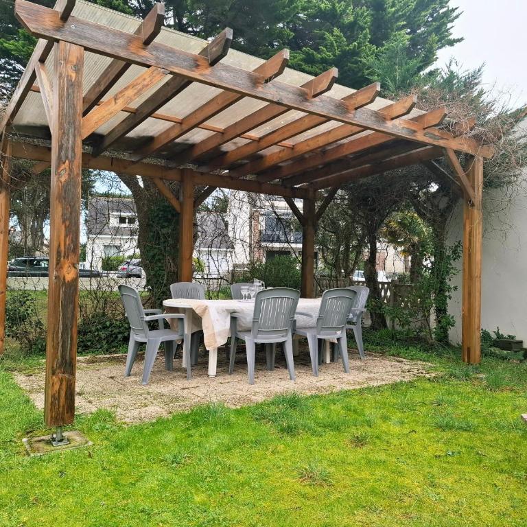 Maison rénovée à 300 m de la plage - Maison 3 Chambres - 19