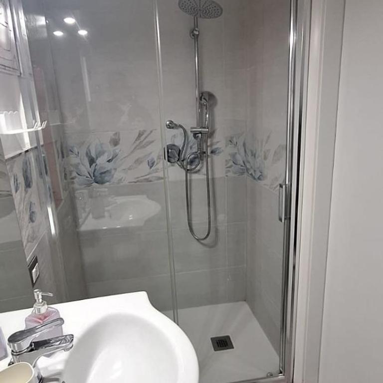 Lilly house - Double Room with Private Bathroom - 7