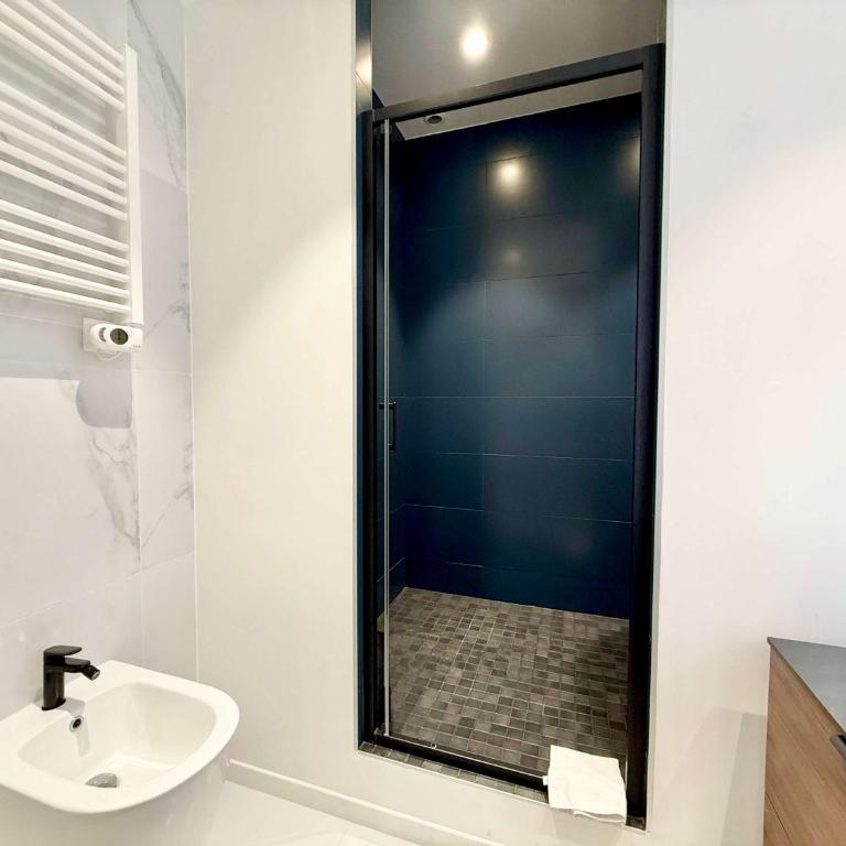 C023 Magnifique appartement 3 chambres dans Cannes - Appartement - 30