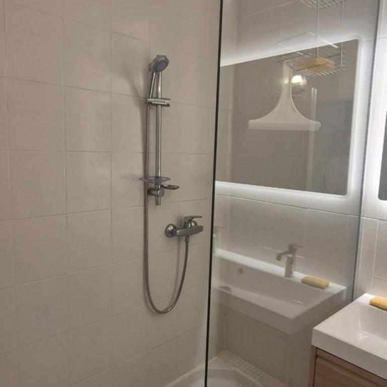 Appartement chic & design sur le port - One-Bedroom Apartment with 2 Terraces - 21