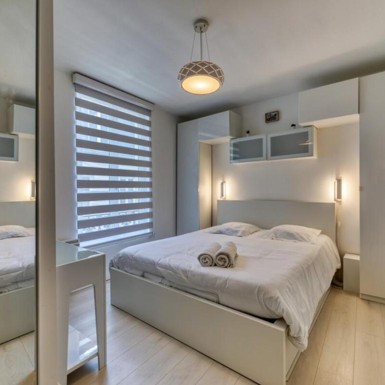 Carlos logement au pied du Gros Horloge ! - Appartement 2 Chambres - 17