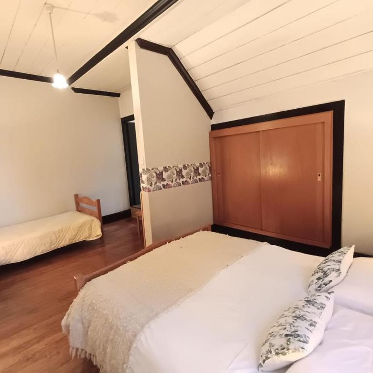 Hostal Los Riscos - Triple Room with Lake View - 2