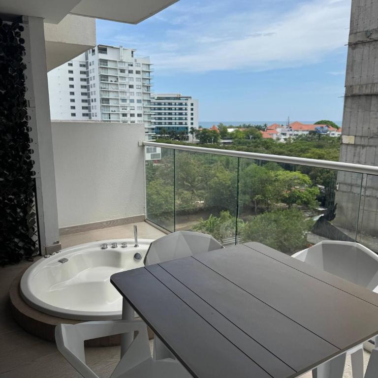Cartagena Cielo Mar Apartment Steps from the Beach - Apartment - 38