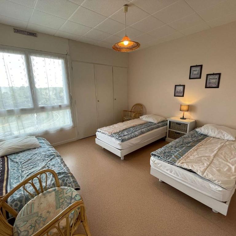 SJ460-462 - Appart 2 pièces 4 couchages SAINT JEAN DE MONTS - Apartment mit 1 Schlafzimmer, Balkon und Meerblick - 12