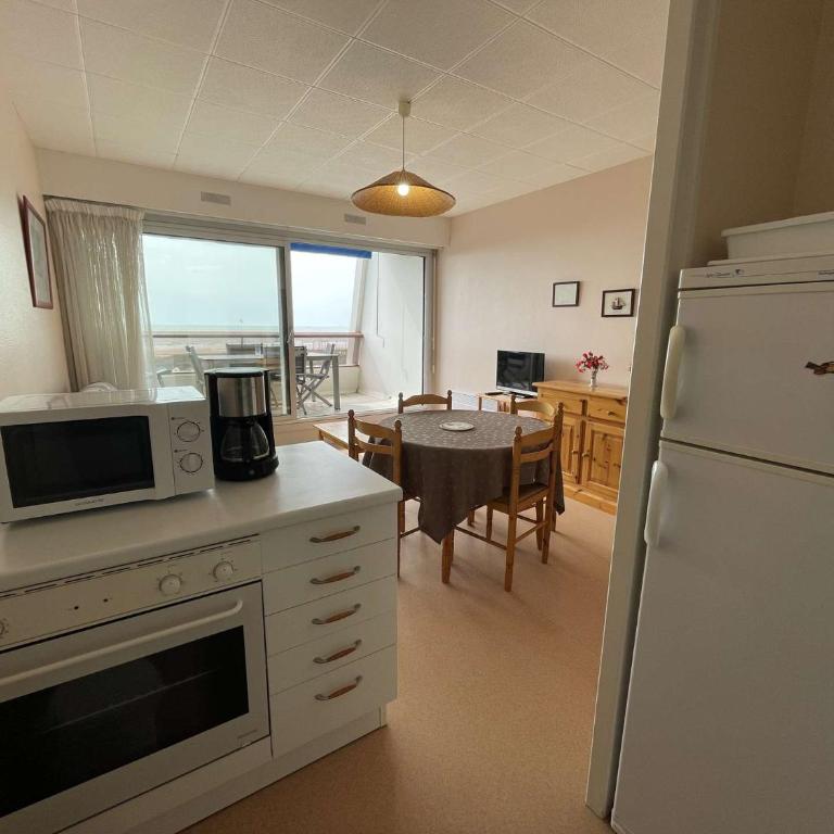 SJ460-462 - Appart 2 pièces 4 couchages SAINT JEAN DE MONTS - Apartment mit 1 Schlafzimmer, Balkon und Meerblick - 11