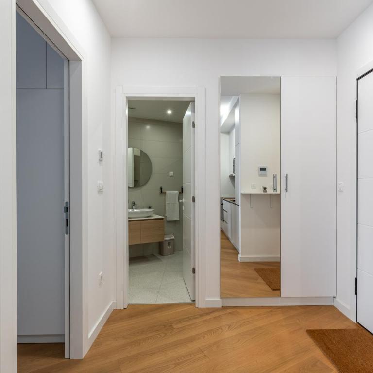 Stunning Bečići Apartment - One-Bedroom Apartment - 11