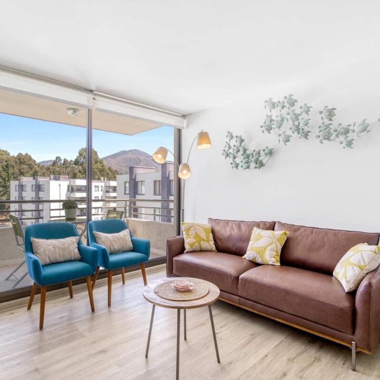 Puyai Breeze with Balcony & Free Parking, 6 guest, Cozy - Three-Bedroom Apartment - 1