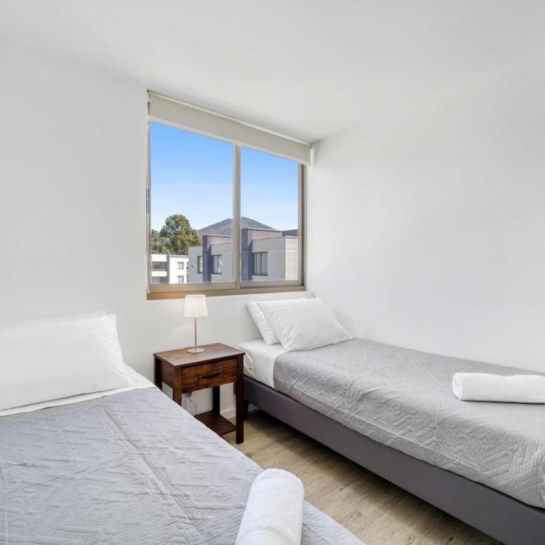 Puyai Breeze with Balcony & Free Parking, 6 guest, Cozy - Three-Bedroom Apartment - 16