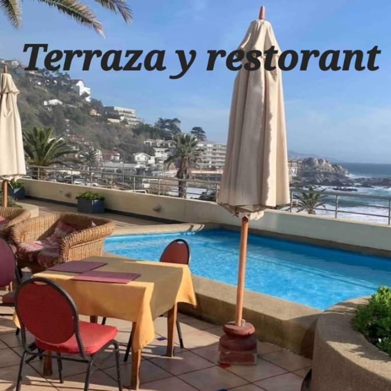 Amplio y comodo departamento familiar - Three-Bedroom Apartment - 6
