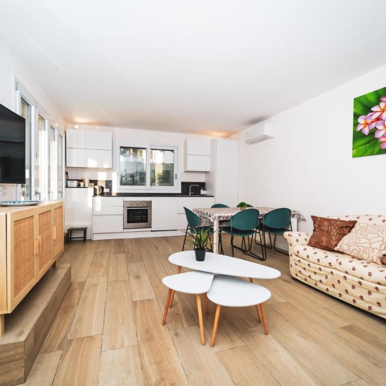 Lo Stagnone Beachfront Apartment Kailani - Two-Bedroom Apartment - 4