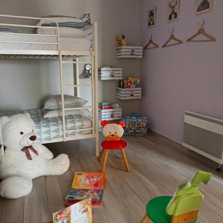 Nice A-C apartment for 6 between the sea and the mountain - Ferienhaus - 9