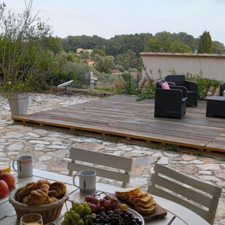 Nice A-C apartment for 6 between the sea and the mountain - Ferienhaus - 13