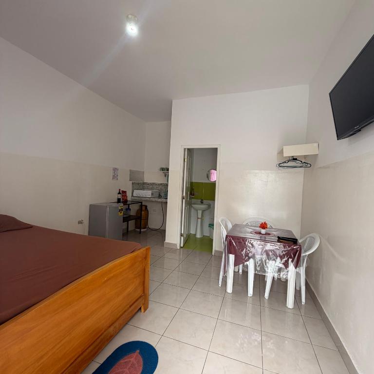 Casa de Huéspedes Playas Arena - Suite with Pool View - 1