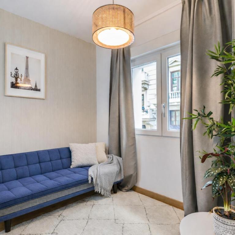 Collection Plaza de España - One-Bedroom Apartment - 14