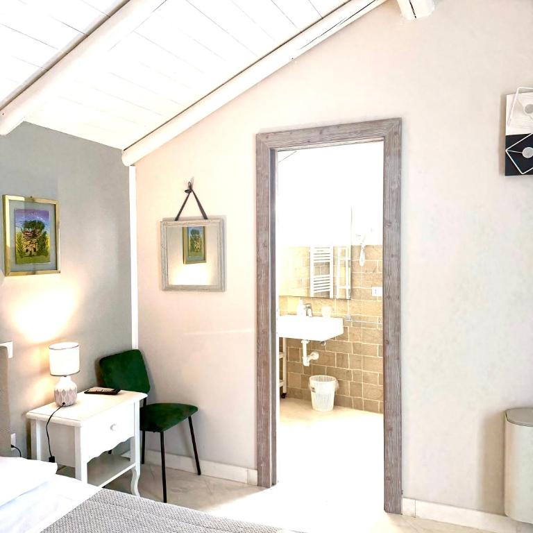Dimora Vico dei Nohi - Double Room - 1