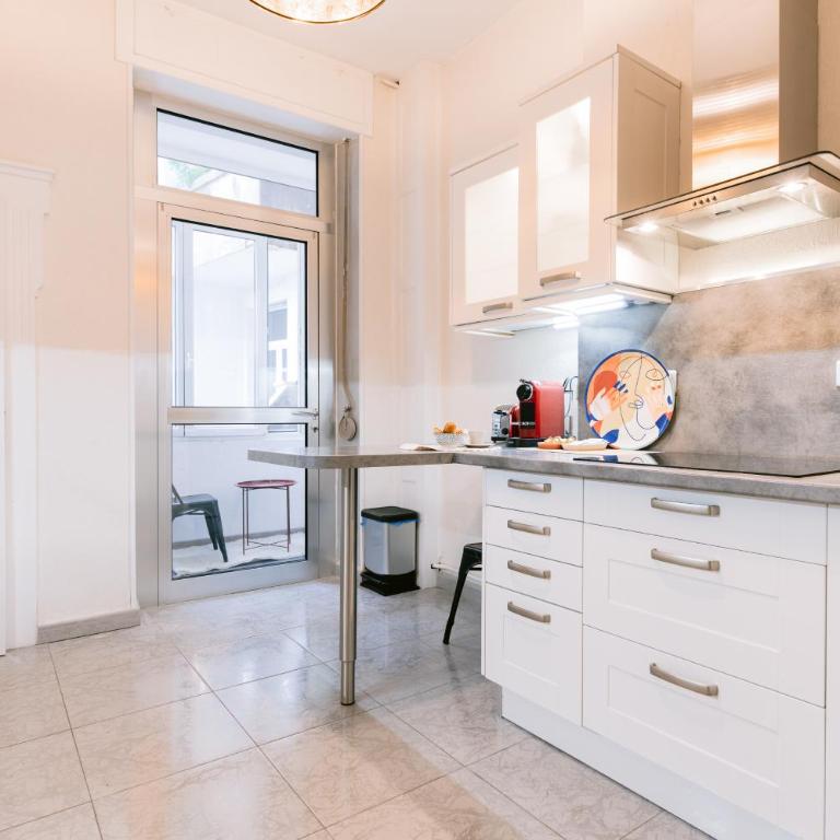 Grand Appartement 90 m2 - 4 Lits -Quartier Imperial - Gare - Centre-ville - Appartamento con 2 Camere da Letto - 11