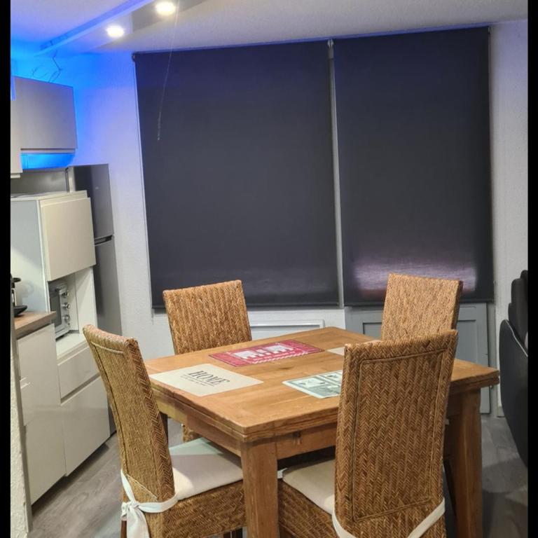 Charmant T2 cabine pour 4 pers., balcon sud-est, Wifi à Valloire - FR-1-263-531 - Appartement - 8