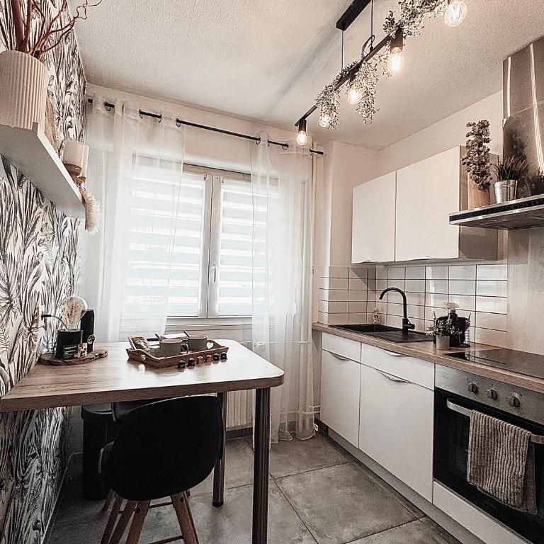 Le cocon Blånc Metz -T2 cosy avec parking privé & balcon - Gare, Nouvelle Ville - Appartement 1 Chambre - 23