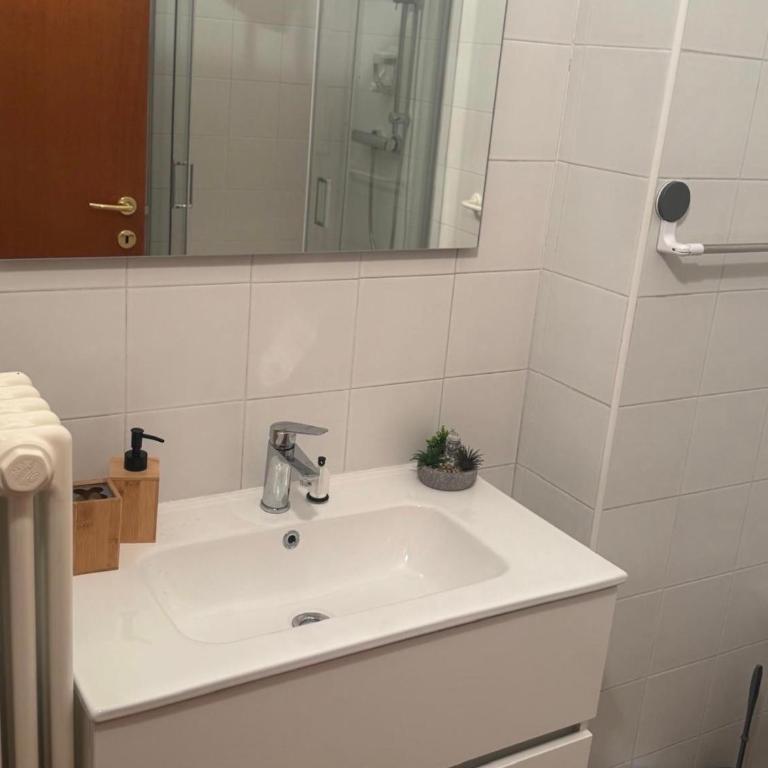 Casa IN 10 - Appartamento con 1 Camera da Letto - 9