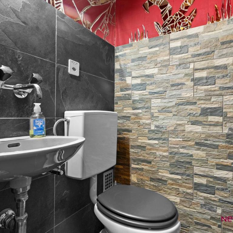 Chalet cosy Le Bouquetin jacuzzi et sauna idéal familles & couples vue imprenable - Chalet - 21