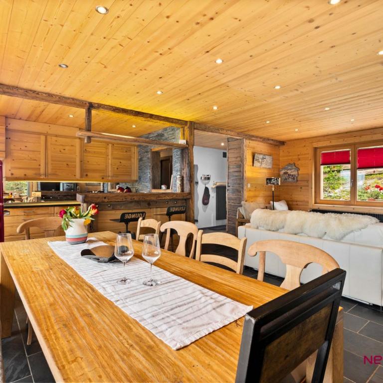 Chalet cosy Le Bouquetin jacuzzi et sauna idéal familles & couples vue imprenable - Chalet - 15
