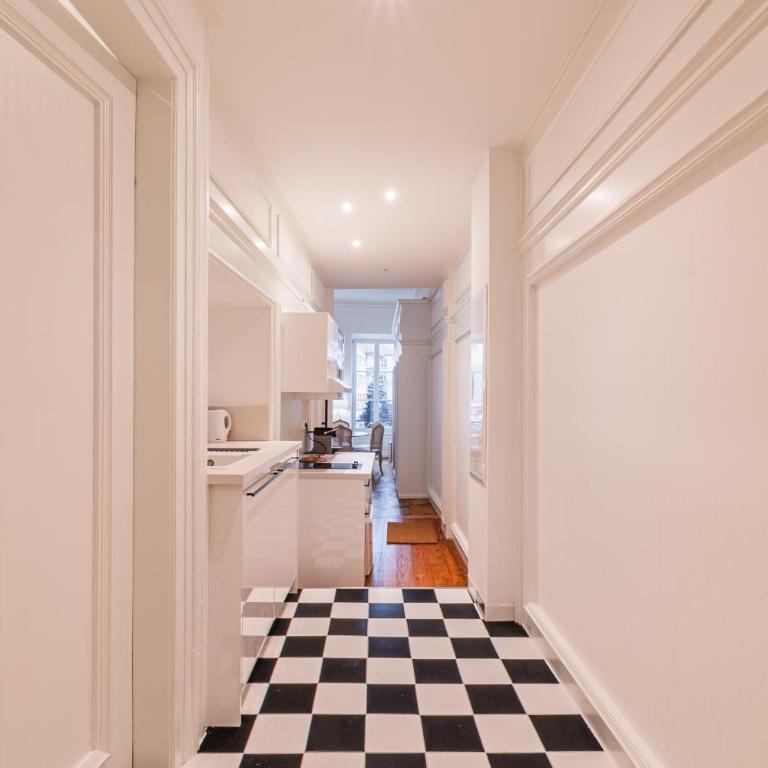 Suite Cathédrale Héritage - Three-Bedroom Apartment - 13