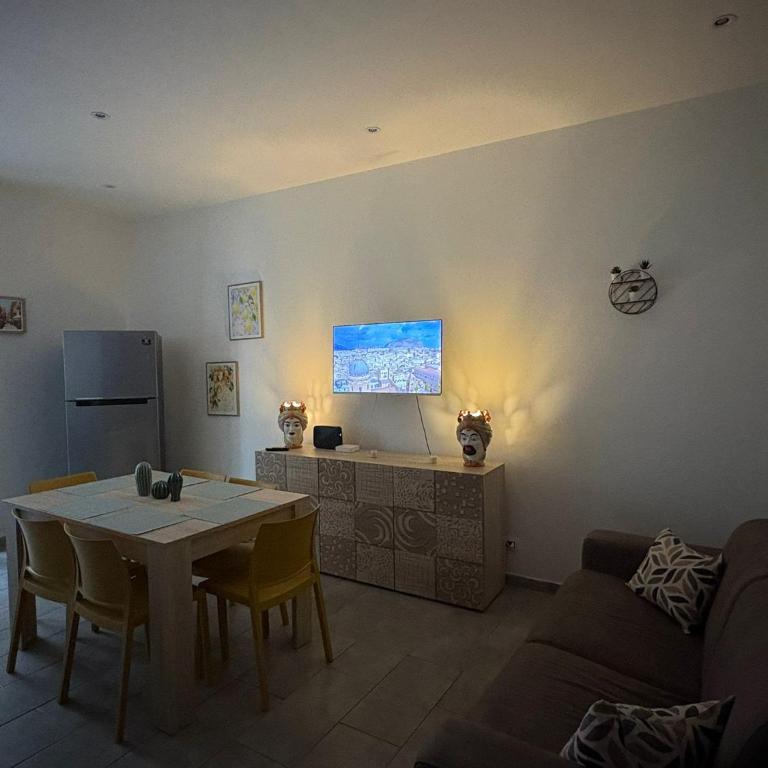 Le mura di San Vito - Appartamento con 2 Camere da Letto - 2