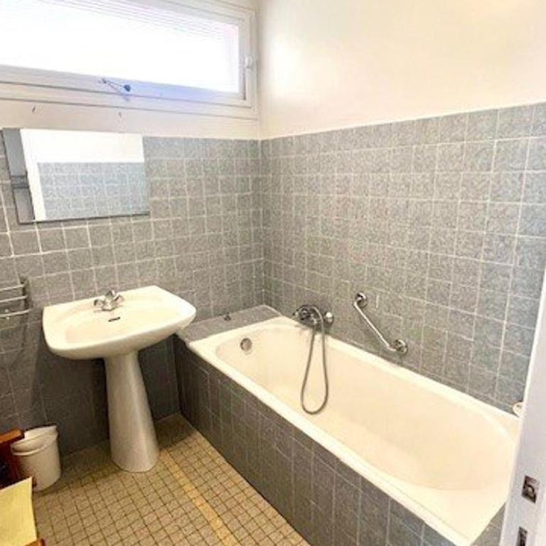 Appartement F2 avec terrasse, 3 pers, proche cures et centre-ville, Amélie-les-Bains - Appartement 1 Chambre - 8