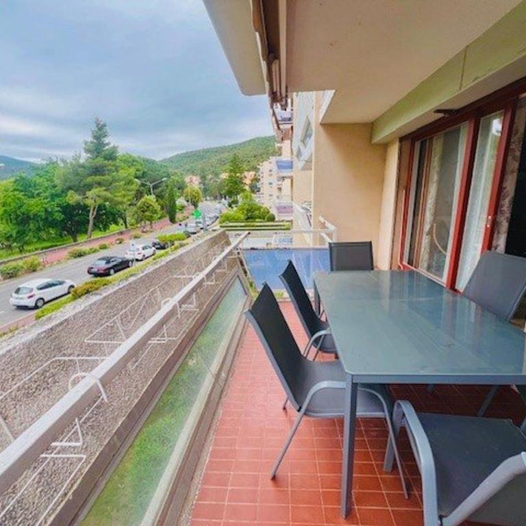 Appartement F2 avec terrasse, 3 pers, proche cures et centre-ville, Amélie-les-Bains - Appartement 1 Chambre - 9