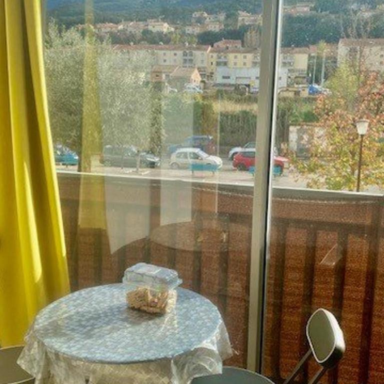 Appartement lumineux avec WIFI - 4 pers. - Two-Bedroom Apartment - 10
