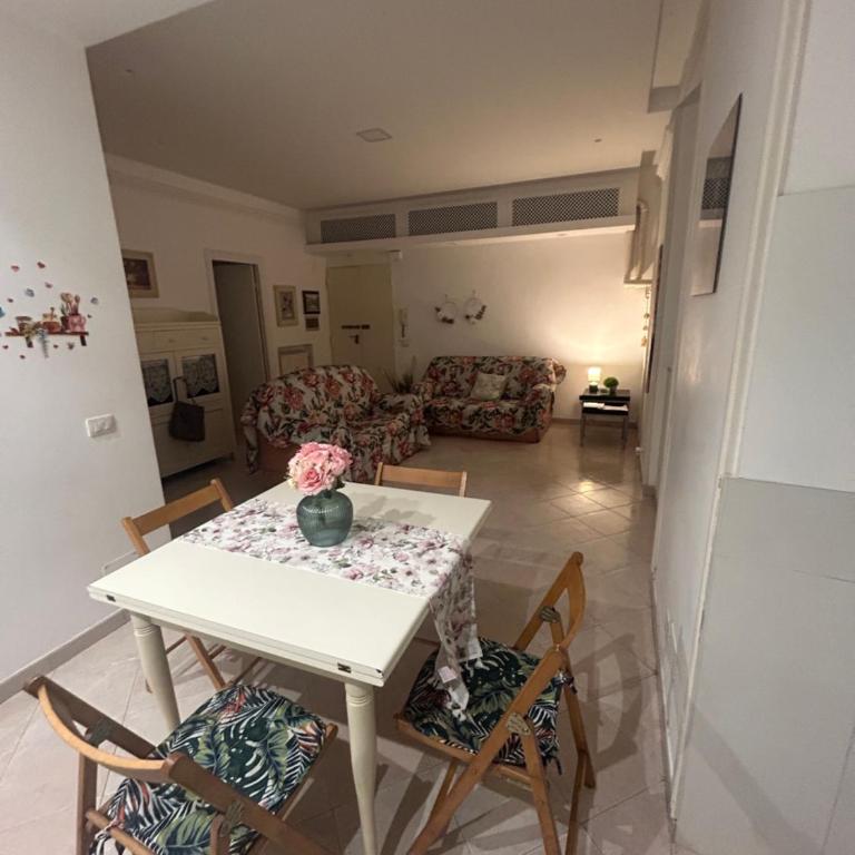 Home in Trastevere Testaccio - Appartamento con 2 Camere da Letto - 7