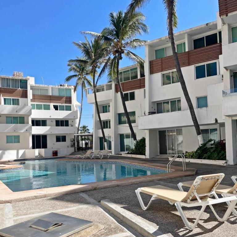 Departamento con vista al mar, Marina del sol-Zona Cerritos - Two-Bedroom Apartment - 2