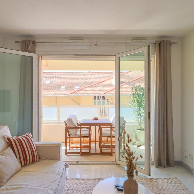 Apt Lumineux avec Terrasse à 5' du Centre - Appartement avec Terrasse - 1