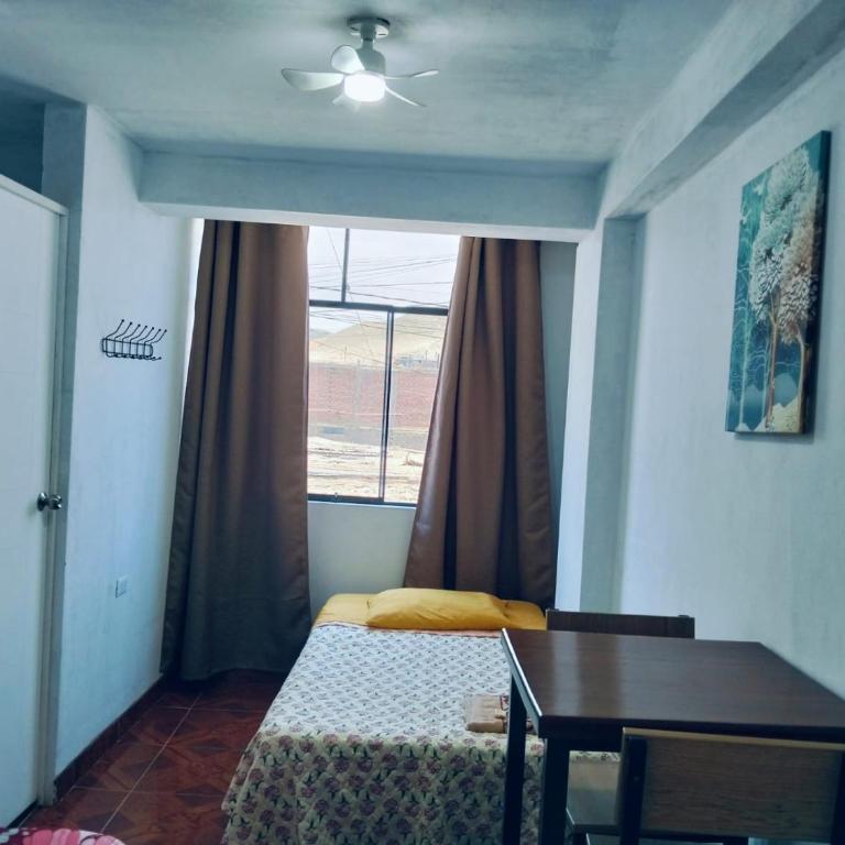 Alojamiento Santo Domingo - Huarmey - Habitación Doble con baño privado - 2 camas - 6