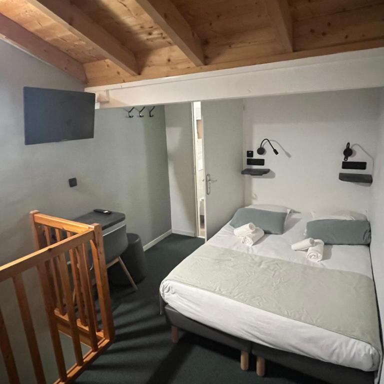 AEC Village Vacances - Les Becchi - Habitación Cuádruple Superior - 5