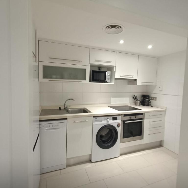 Albir Beach & Sea Apt - One-Bedroom Apartment - 20