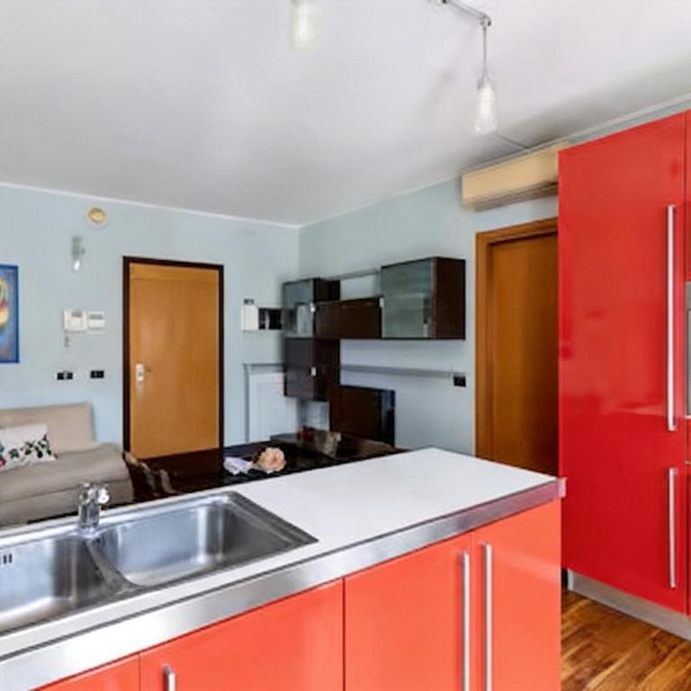 Modern Milan Apartment with Jacuzzi, Terrace and Private Garage - Appartamento con 2 Camere da Letto - 11
