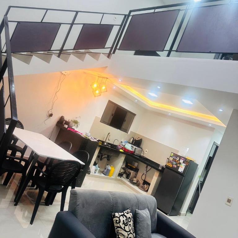 Casa independiente en Ciudad del Este - Three-Bedroom House - 3
