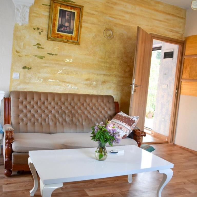 HACIENDA Merona with Swimming Pool - Apartment with Swimming Pool - 13