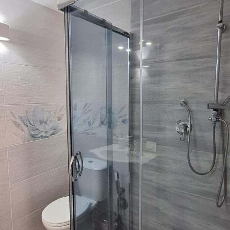 Lilly house - Double Room with Private Bathroom - 13
